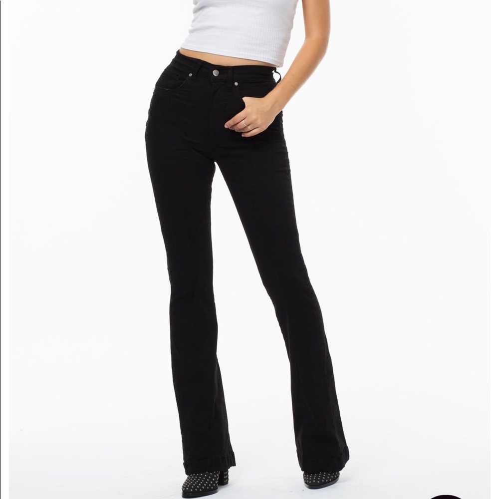 REVICE denim Venus flare jet black wash size 31